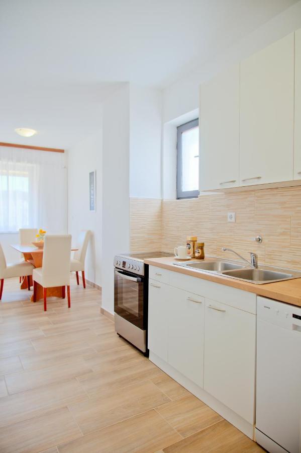 PUY Apartment Karolina - Green Oasis מראה חיצוני תמונה