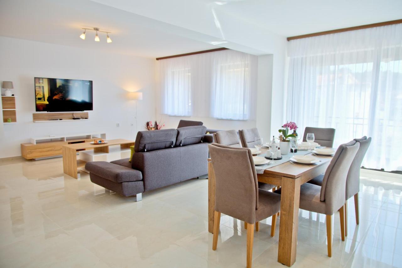 PUY Apartment Karolina - Green Oasis מראה חיצוני תמונה