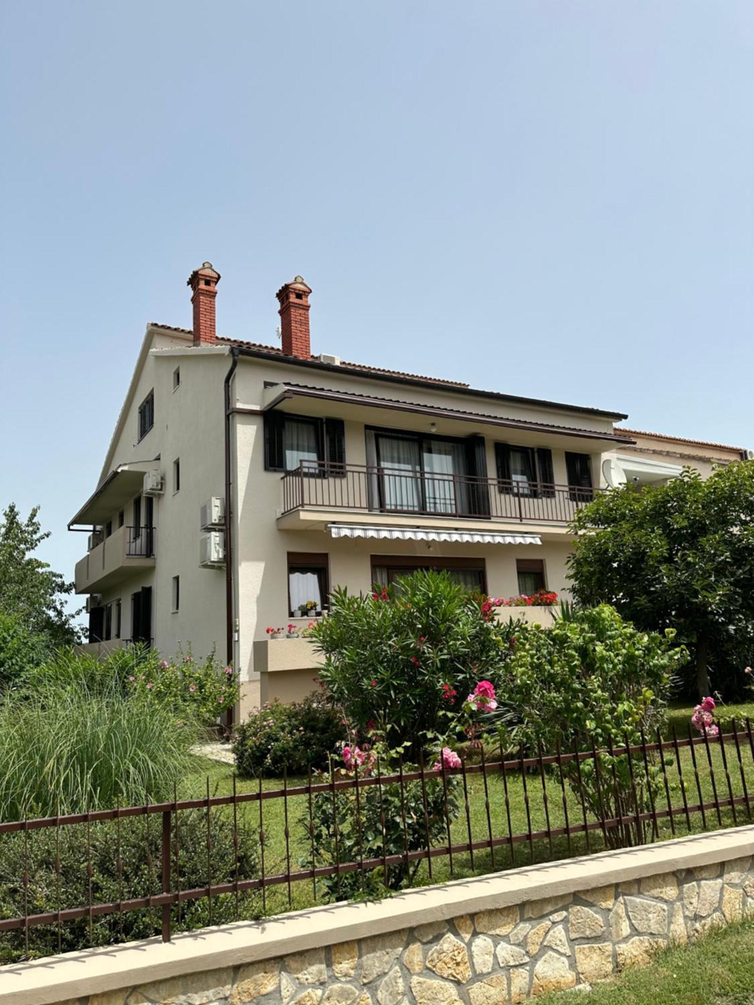 PUY Apartment Karolina - Green Oasis מראה חיצוני תמונה